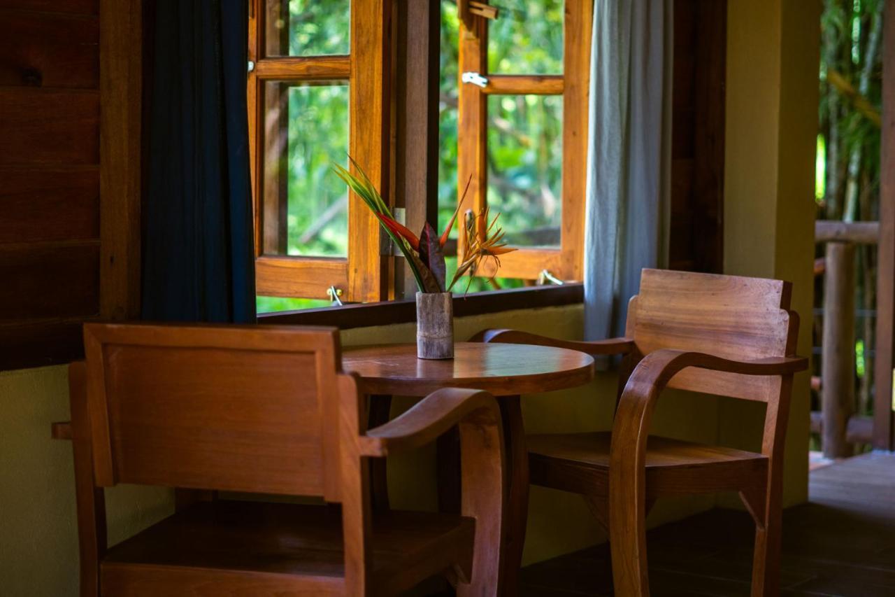 Monkey Mansion - Jungalows & Tours Khao Sok National Park Exterior foto